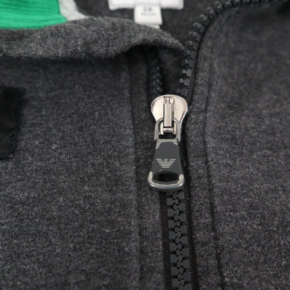 ARMANI sweater, boy’s size 2 - Picture 4 of 5